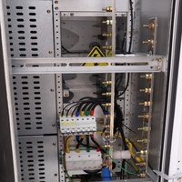 Infrastructure de conteneur de centre de données tendance avec boîtier de distribution d'alimentation triphasé 500 kW, charge informatique 500 kW, redondance N+1