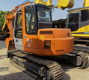 Excavadora de cadenas Hitachi ZX75 usada, excavadora hidráulica compacta Hitachi ZX75 para construcción y movimiento de tierras - Product Image 2