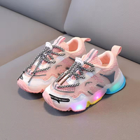 Chaussures de sport pour enfants avec lumières LED respirantes pour le jeu quotidien à l'école pour les tout-petits Saison d'hiver automne