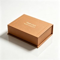 Emballage cosmétique haut de gamme avec logo, fermeture magnétique pour 3 emballages de soins de la peau, boîte en papier pliable marron avec insert