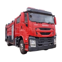 Véhicule de sauvetage manuel mousse eau 6X4 LHD aéroport réservoir d'eau pompe extincteur camion de lutte contre l'incendie prix camions de pompiers