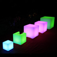 Cubi LED Luminosi/Sgabelli Cubo Luminosi/Tavolino Laterale Illuminato/Pezzo Decorativo Luminoso