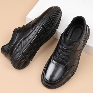 Baskets décontractées pour hommes en cuir véritable, cuir de vachette pleine fleur avec finition texturée à la main, légères, polyvalentes et antidérapantes - Product Image 5