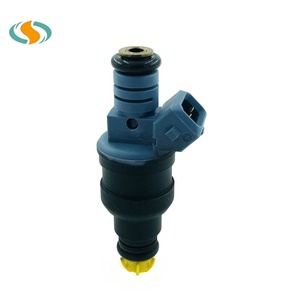 Injecteurs de carburant pour moteurs BMW modèles 87-97 E30, E36, 8, E31, <span class=keywords><strong>7</strong></span>, <span class=keywords><strong>E32</strong></span>, 5 - Référence 0280 150 715 - Product Image 1