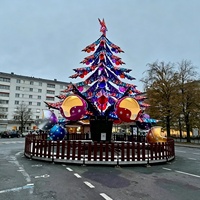 Carrousel géant lumineux LED pour arbre de Noël rotatif, attraction de marché de Noël extérieur et parc d'attractions