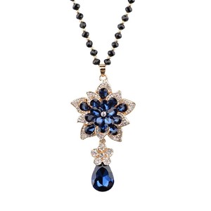 Crystal Necklace Flower Pendant With Pearl And Rhinestones For Women Everyday Wear - Product Image 5