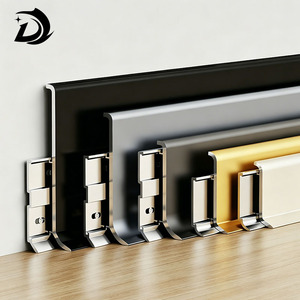 <span class=keywords><strong>Plinthe</strong></span> de style crème en alliage d'aluminium, épaisseur 6 cm, <span class=keywords><strong>noire</strong></span>, avec bord inférieur incurvé - Product Image 1