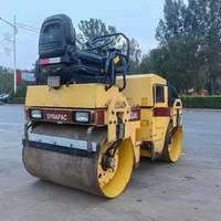 Rouleau vibratoire à double tambour Dynapac CC102 d'occasion, 2,35 tonnes, petit compacteur d'asphalte pour la réparation routière et la construction municipale