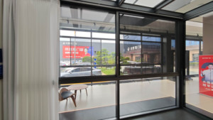 Ventanas Corredizas Horizontales Modernas Deioux de Aleación de Aluminio con Doble Acristalamiento, Personalizables, con Mosquitera de Acero Inoxidable, Ahorro Energético - Product Image 2