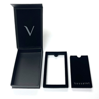 Boîte à bijoux magnétique personnalisée de luxe en papier carton noir à rabat anneau de glace boucle d'oreille collier cubain emballage de luxe pour hommes pour leur