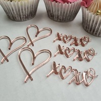 Nouveauté ECCOBELLA Décoration de gâteau en acrylique en forme de cœur XOXO, OEM ODM bienvenus pour les fournitures de décoration de la Saint-Valentin