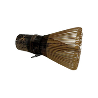 En stock : Fouet à matcha en bambou violet fait main à 120 dents, accessoires écologiques pour le matcha exportés au Japon - Fouets à matcha en bambou Chasen