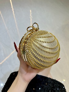 Nuevo Bolso de Noche Retro Europeo-Americano para Mujer, Estilo Clutch Esférico con Incrustaciones de Diamantes, Color Bronceado - Product Image 2