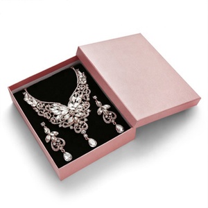 Juego de Joyería de Imitación de Cristal de Lujo al por Mayor, Aretes y Collar de Moda, Juego de Joyería para Novia, Bodas y Mujeres - Product Image 4