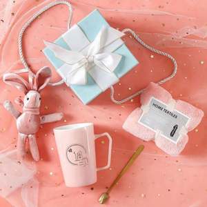 Caja de Regalo Promocional para Mujer, Día de San Valentín, con Taza de Vidrio y Toalla, Personalizable y Ecológica, Gran Venta - Product Image 4