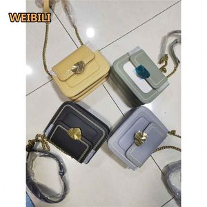 NUEVO WEIBILI 2023 Nueva marca Bolso de hombro Ropa usada Paquete mixto Precio al por mayor Bolsas usadas de <span class=keywords><strong>segunda</strong></span> <span class=keywords><strong>mano</strong></span> para mujeres - Product Image 5