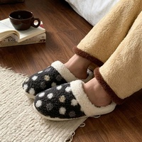XIXITIAO Chaussons d'intérieur chauds en peluche à bout fermé pour femme, style rétro, color block, à pois, en coton, pour l'hiver, pour étudiante