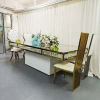 Salle de réception d'hôtel exquise, salle de banquet rectangulaire en verre transparent, table de mariage en cristal, adaptée à diverses occasions