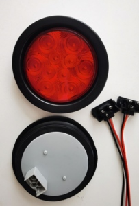 Feu arrière LED rond de 4 pouces étanche avec prise 3 broches STOP/CLIGNOTANT/FEU ARRIÈRE, lampe de recul scellée à montage encastré pour camion et camping-car - Product Image 2