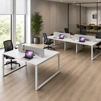 Bureau de personnel modulaire blanc moderne et durable avec cloison amovible, design écologique pour plusieurs postes de travail