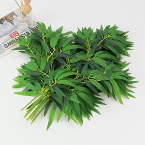 D448 Hojas de bambú de imitación ignífugas, rama individual de plástico, pequeñas hojas de sauce, plantas verdes de interior para ingeniería y bodas - Product Image 1