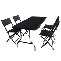 Table de camping pliable en plastique noir en rotin HDPE portable de 6 pieds avec chaise
