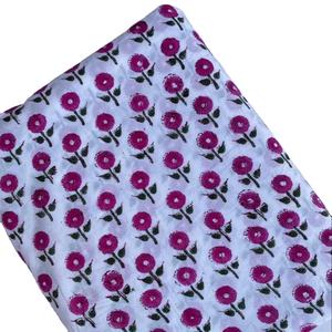 Tissu indien imprimé à la main motif floral, 100% coton, multicolore, pour la confection de robes et l'artisanat de couture, vente en gros - Product Image 1