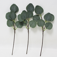 Tige d'eucalyptus artificielle argentée, fausses feuilles d'eucalyptus rondes, branche de verdure pour la décoration florale de mariage