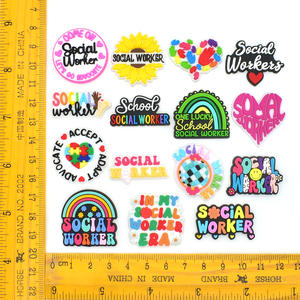 Dijes <span class=keywords><strong>de</strong></span> Zapatos <span class=keywords><strong>de</strong></span> Trabajador <span class=keywords><strong>Social</strong></span> con Forma <span class=keywords><strong>de</strong></span> Corazón Arcoíris, Pines <span class=keywords><strong>de</strong></span> PVC Coloridos <span class=keywords><strong>de</strong></span> Orgullo Profesional para Profesionales <span class=keywords><strong>de</strong></span> la Asistencia <span class=keywords><strong>Social</strong></span>, Decoración para Zuecos - Product Image 3