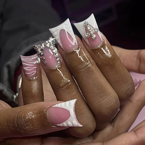 Ongles press-on Y2K en acrylique avec strass et breloques étoiles, style Baddie, pointe large, vente en gros, marque privée 2026 - Product Image 3