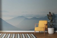 Papier Peint Mural Adhésif Montagne Bleue Brumeuse – Décoration Murale Paysage Minimaliste Personnalisée pour Salon et Bureau – Amovible