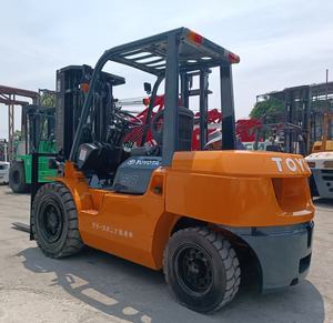 รถยกดีเซล 8FD25 8FD50 แบบซ้อน 5 ตัน พร้อมสามมอเตอร์ ที่เซี่ยงไฮ้ เครื่องยนต์แท้ รับประกัน 6 เดือน - Product Image 6