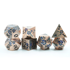Alliage de zinc polyédrique <span class=keywords><strong>logo</strong></span> personnalisé donjons et <span class=keywords><strong>dragons</strong></span> couleur cuivre solide fleur mica dés ensemble - Product Image 2