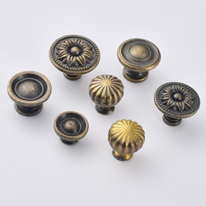 <strong>Antique</strong> Zinc Alloy Wardrobe <strong>Drawer</strong> Cabinet Door Handle with Single Hole Design - Product Image 1