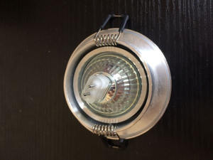 <span class=keywords><strong>Ampoule</strong></span> <span class=keywords><strong>LED</strong></span> <span class=keywords><strong>GU10</strong></span> 5W Remplace la lampe halogène <span class=keywords><strong>GU10</strong></span> <span class=keywords><strong>35W</strong></span> 50W Blanc chaud 2800K AC 220V-240V Angle de faisceau 120 - Product Image 6