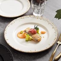 Assiettes en céramique de style nordique en gros – Qualité restaurant pour steak, poisson et desserts – Logo personnalisé disponible