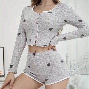 Pyjamas pour femmes européennes et américaines, populaires dans le commerce électronique transfrontalier, brossés, à imprimé cœur, boutonnés, sexy, à manches longues - Product Image 2