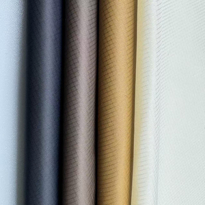 <span class=keywords><strong>Tissu</strong></span> en polyester invisible 100 % polyester de haute qualité, léger, imperméable, antistatique et <span class=keywords><strong>anti</strong></span>-plume pour manteau de fille - Product Image 3