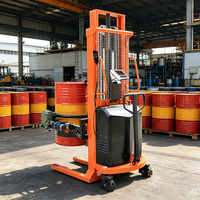 Rotateur de fûts semi-électrique robuste avec mât de levage, capacité de levage 2,5 m, balance numérique, basculeur de fûts d'huile