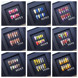 Ongles en acrylique réutilisables de luxe, peints à la main, à pression, avec colle, plus de 500 motifs 3D, couverture complète pour les doigts - Product Image 2