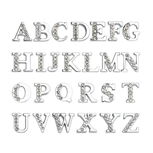 8Mm Bảng Chữ Cái A-Z Trượt Puffy Chữ Với Pha Lê Nửa Rhinestone Dễ Thương Tự Là<span class=keywords><strong>m</strong></span> Đồ Trang Sức Là<span class=keywords><strong>m</strong></span> Charms <span class=keywords><strong>M</strong></span>ặt Dây Chuyền Cho Dây Đeo Cổ Tay Vòng Đeo Tay - Product Image 1