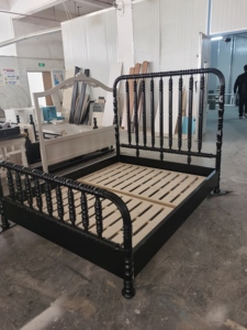 Traditional Style Solid Birch Wood Frame Luxury Design Queen Size Commercial Use <strong>Bed</strong> <strong>Set</strong> - Product Image 6