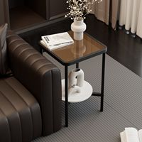 Table carrée moderne en verre trempé avec design en fer forgé, idéale pour les petits appartements, table d'appoint pour salon