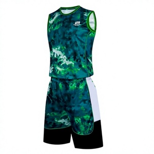 Ensemble de maillot de basket sublimé pour homme, vert tie-dye, débardeur sans manches avec short à taille élastique, évacuation de l'humidité, athlétique. - Product Image 2