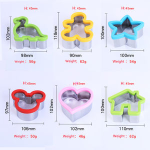 Cortador de galletas de acero inoxidable para niños, conjunto de sandwichera con forma de corazón y estrella, ratón, dinosaurio, cortador de galletas de grado alimenticio - Product Image 3