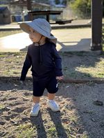 Sombrero de Sol Ajustable para Niños, Sombrero de Playa para Bebés con Ala Ancha y Diseño de Cubo, UPF 50+, para Niños y Niñas de 1 a 7 Años