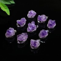 Aiyu Vente en gros de pendentifs en amas de pierres brutes d'améthyste naturelle, pendentifs violets, produits transfrontaliers très demandés, approvisionnement pour diffusion en direct