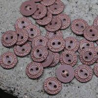 Kancing jahit cat semprot Zinc Alloy, 0.5 inci Vintage biru dan bata merah bulat timbul 2 lubang kancing logam