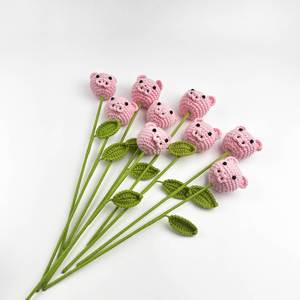 Ramo de cerdos tejidos a mano de lana, decoración creativa para el hogar con diseño de animales de dibujos animados - Product Image 6