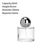Nouveau design haut de gamme 30ml 50ml 100ml Bouteille de parfum rectangulaire vide en verre Vaporisateur de parfum Bouteille de parfum unique avec couvercle